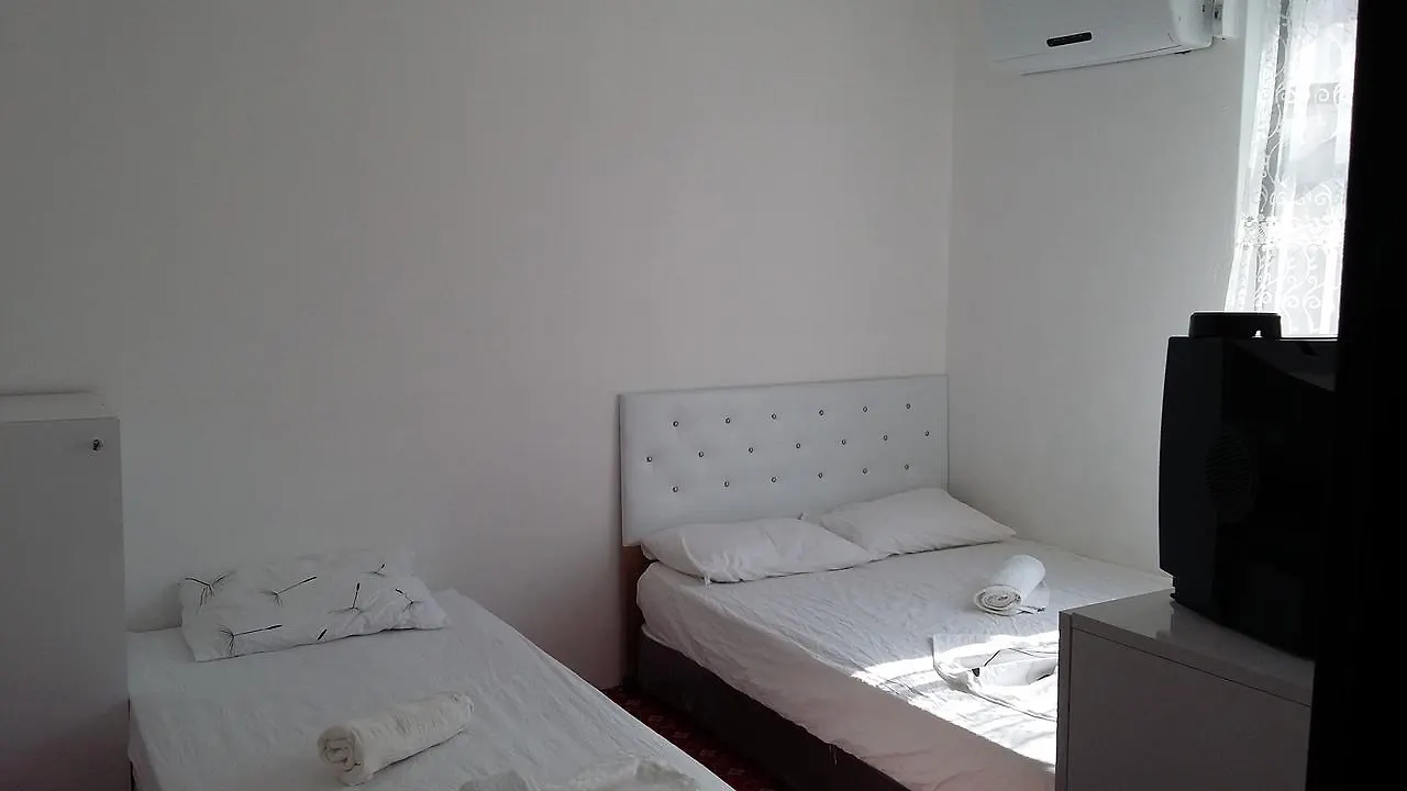 Aydin Otel Pansiyon Antalya 3*,